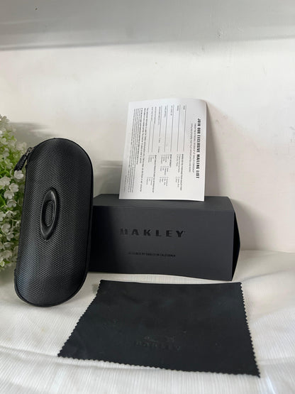 Oakley Hydra sport Sunglasses (WHITE & ORANGE) 🕶️